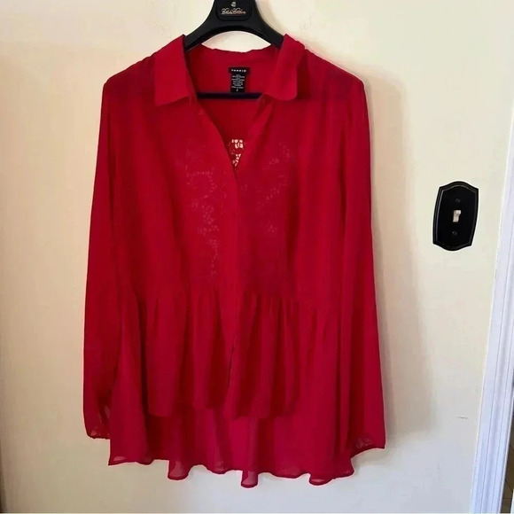 Torrid Red Sheer Button Down Peplum Blouse Size 2X - Picture 1 of 5